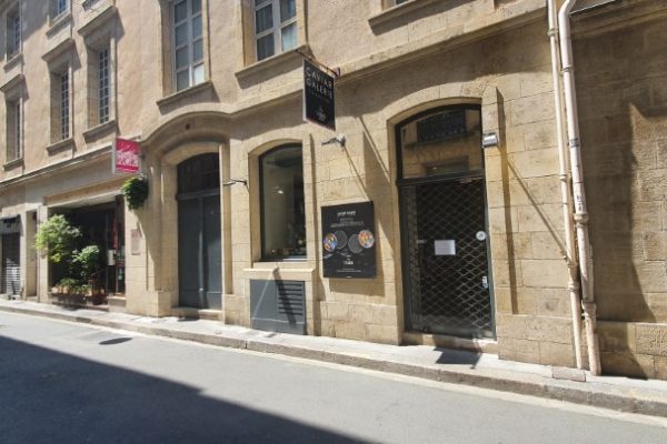 Local commercial loué à Galerie du Caviar