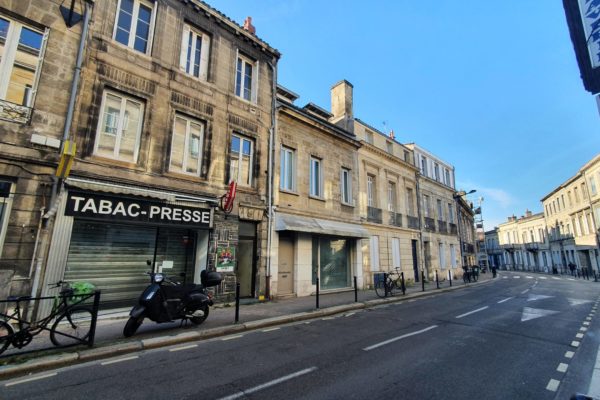Local commercial 20 Rue Capdeville